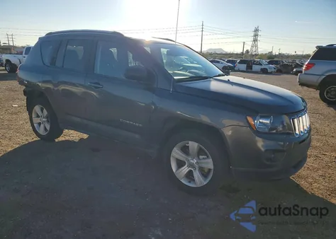 2016 Jeep Compass Sport z USA, uszkodzony, nr VIN 1C4NJCBA1GD513089